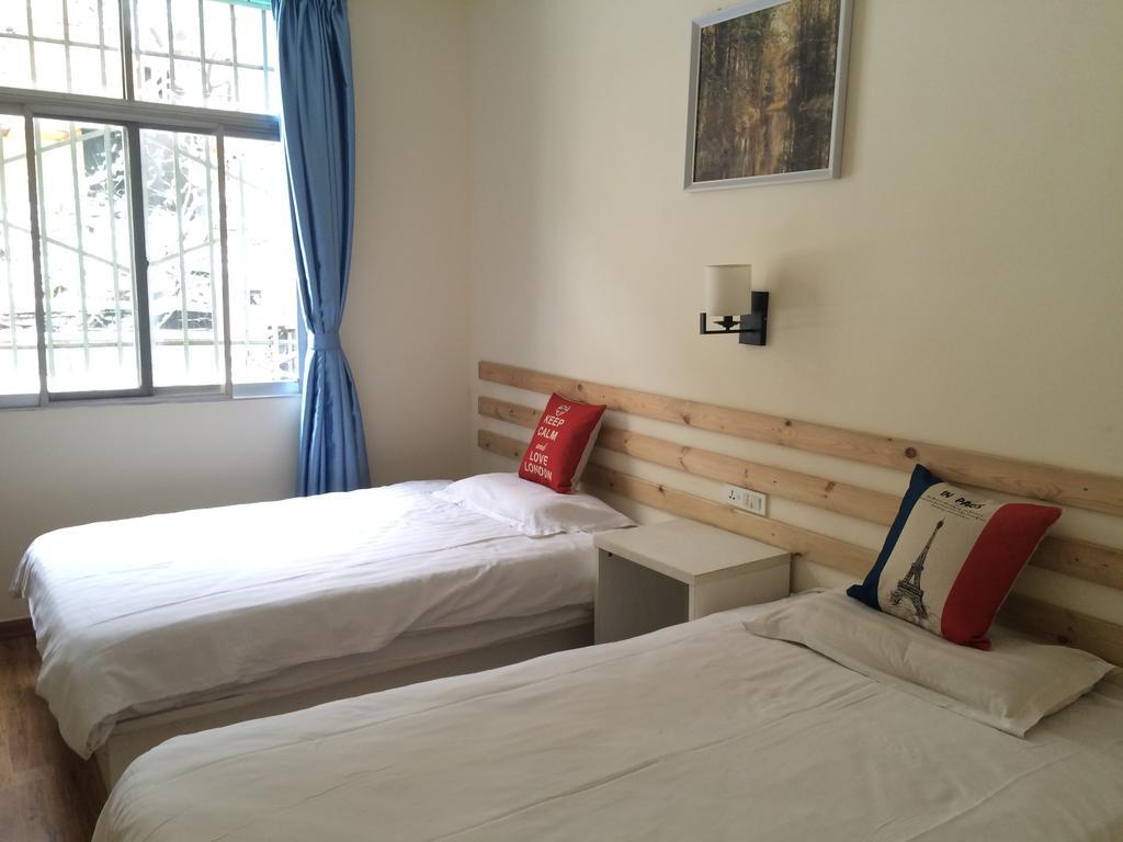 Xi'An Rainbow Youth Hotel Екстериор снимка