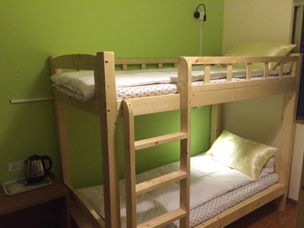 Xi'An Rainbow Youth Hotel Екстериор снимка