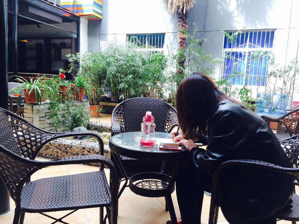 Xi'An Rainbow Youth Hotel Екстериор снимка