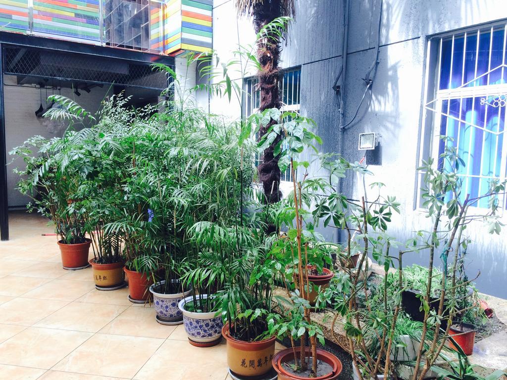 Xi'An Rainbow Youth Hotel Екстериор снимка