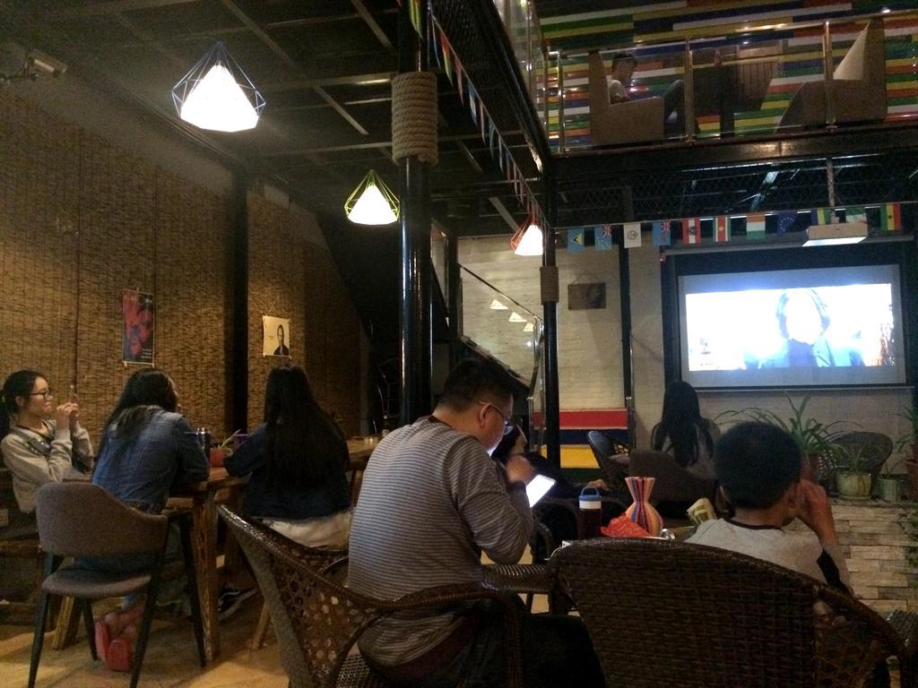Xi'An Rainbow Youth Hotel Екстериор снимка