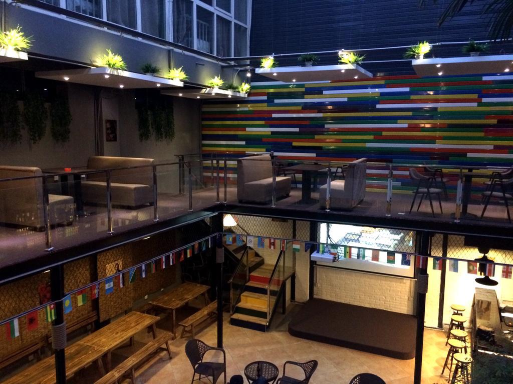 Xi'An Rainbow Youth Hotel Екстериор снимка
