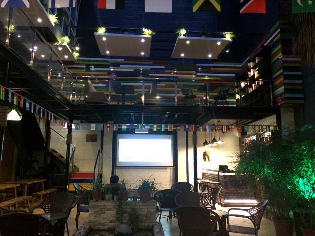 Xi'An Rainbow Youth Hotel Екстериор снимка